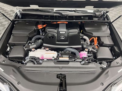 2026 Lexus LX 700h Luxury