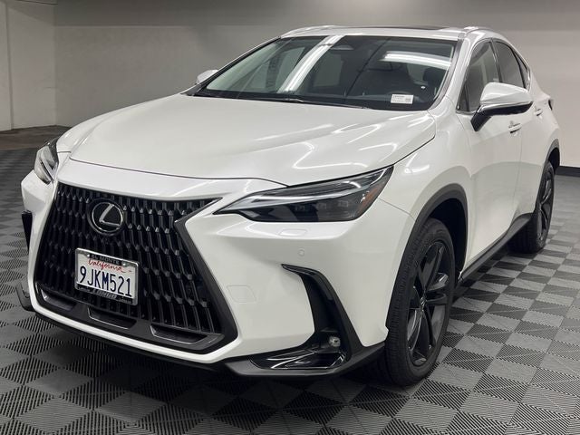 2024 Lexus NX 450h+ Luxury