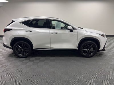 2024 Lexus NX 450h+ Luxury