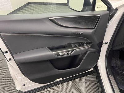 2024 Lexus NX 450h+ Luxury