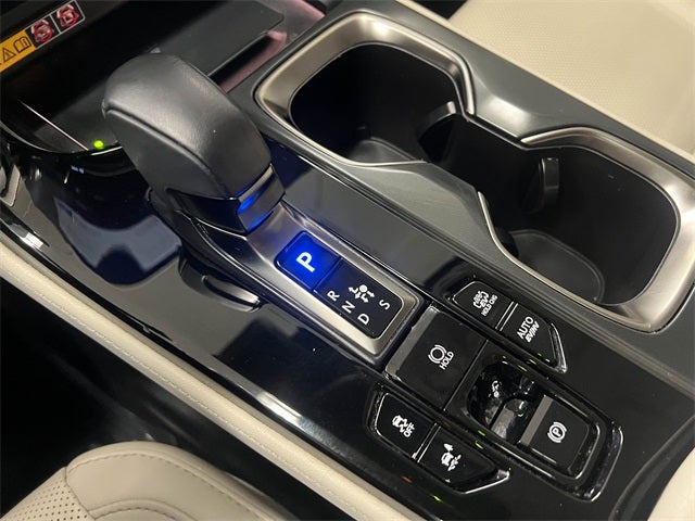 2025 Lexus NX 450h+ Luxury