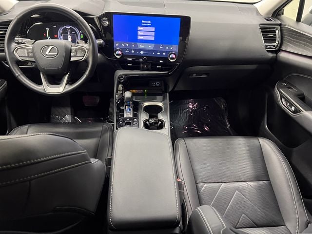 2024 Lexus NX 450h+ Luxury