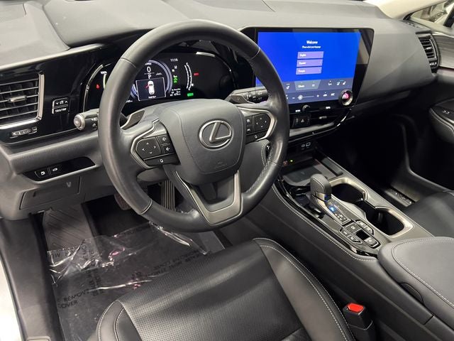 2024 Lexus NX 450h+ Luxury