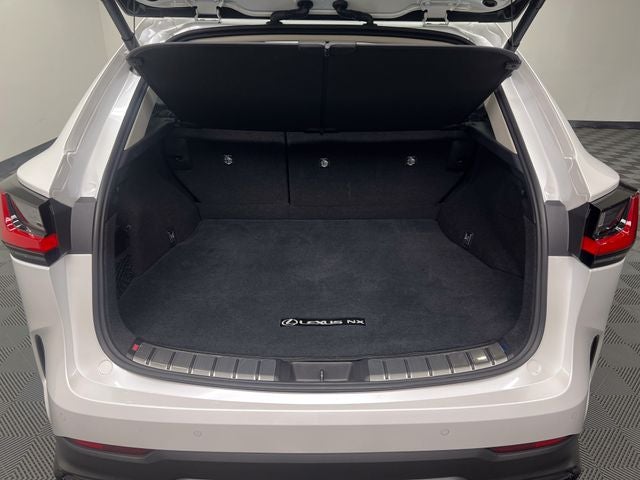 2024 Lexus NX 450h+ Luxury