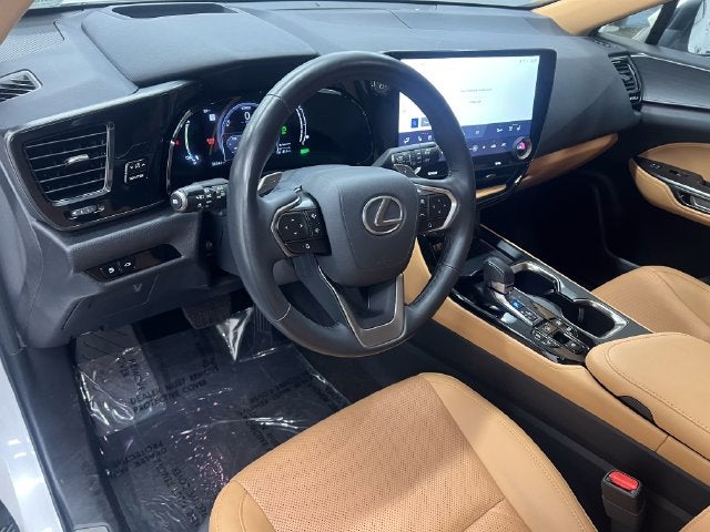 2024 Lexus NX 450h+ Luxury