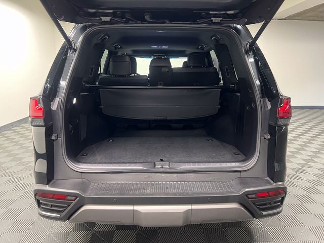 2023 Lexus LX 600