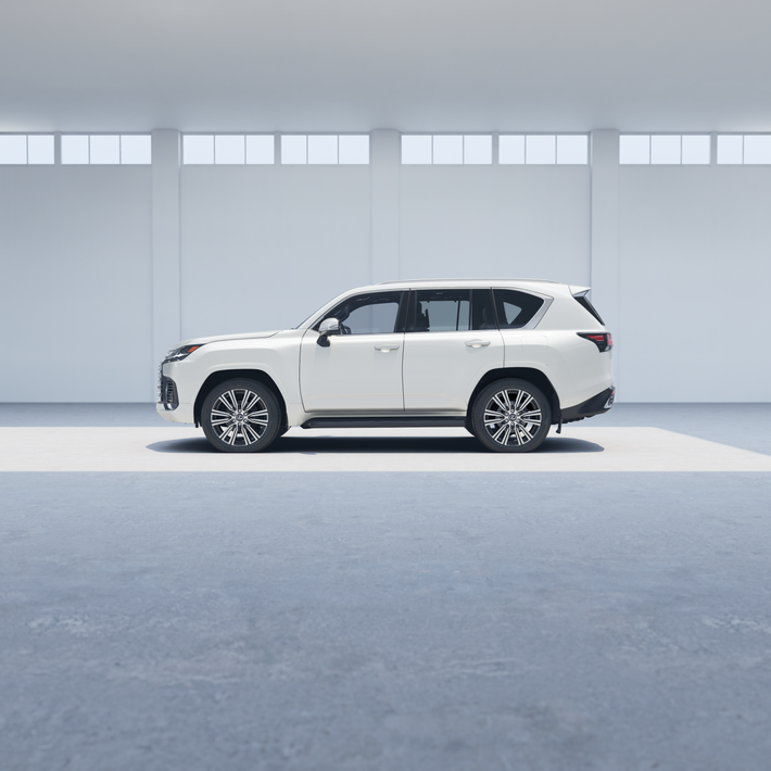 2025 Lexus LX 600 LUXURY