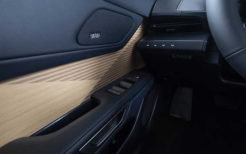 Longo Lexus in El Monte CA