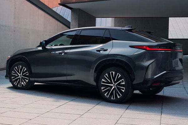 Longo Lexus in El Monte CA