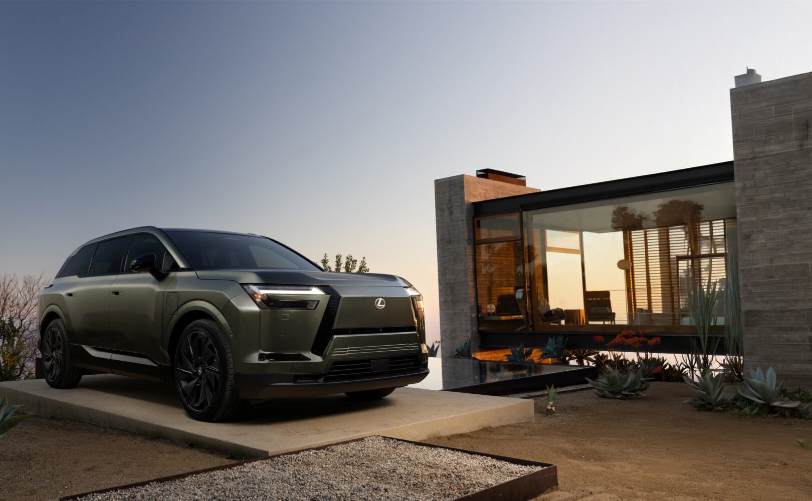 Longo Lexus in El Monte CA